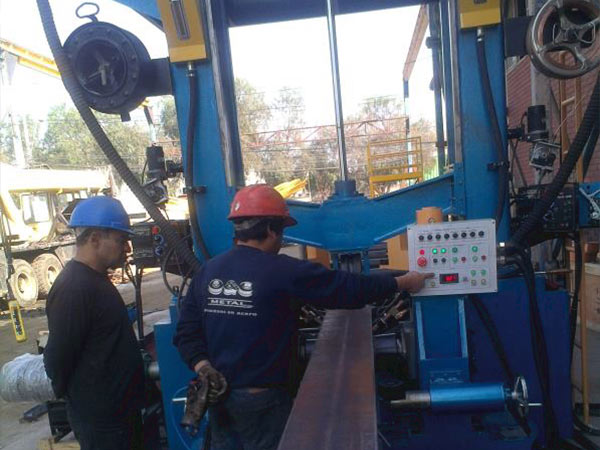 Stasiun Kerja Kombinasi H-Beam untuk Pengelasan dan Penegakan Perakitan